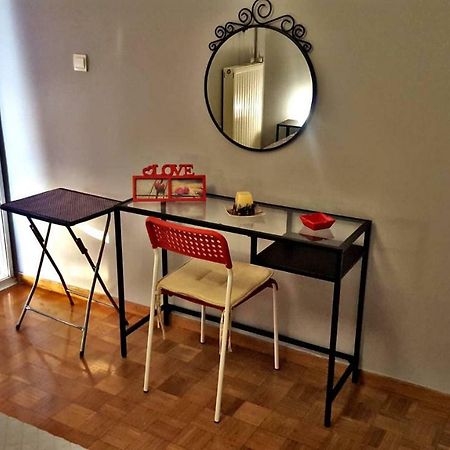 Cozy&minimal apartment Pireus Zewnętrze zdjęcie