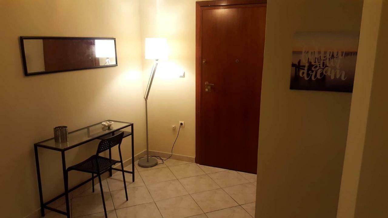Cozy&minimal apartment Pireus Zewnętrze zdjęcie